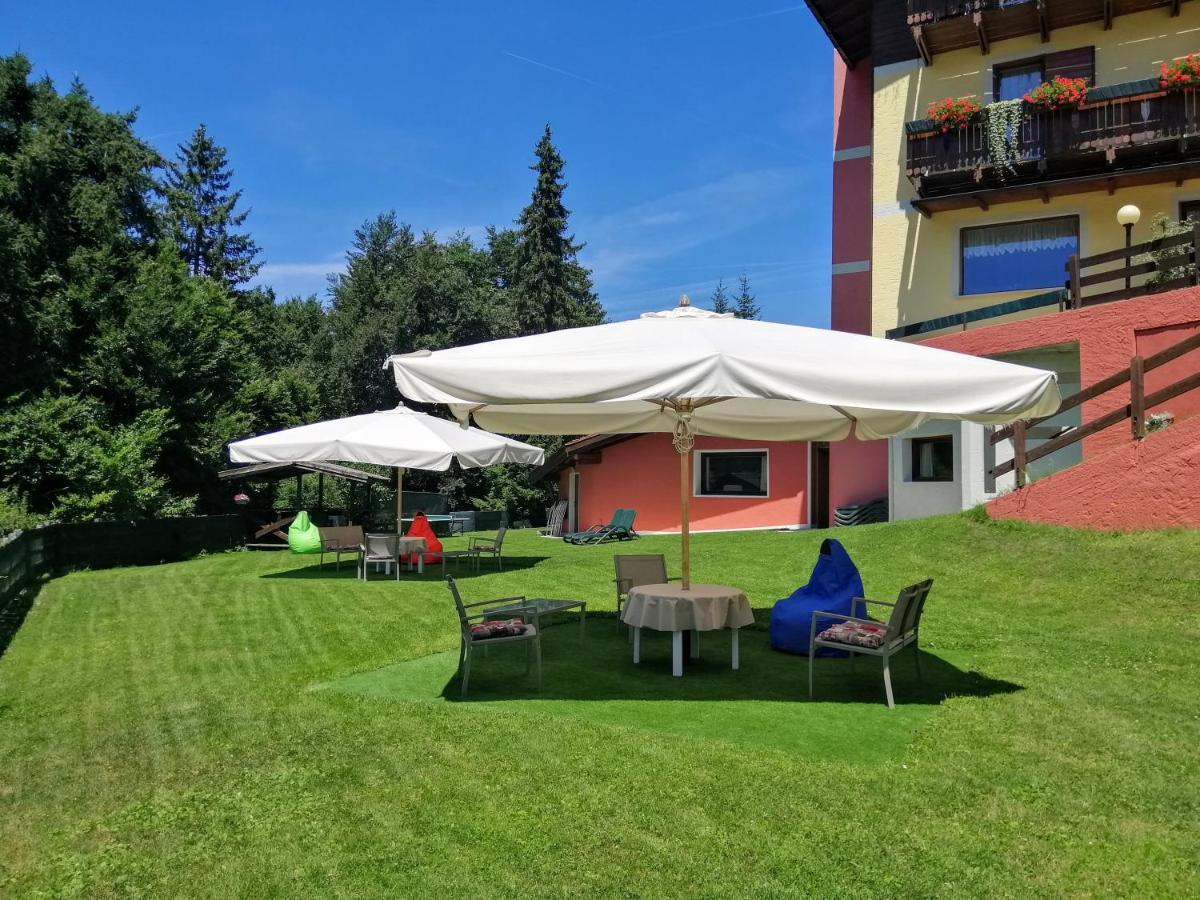 Albergo Villa Cristina Folgaria Buitenkant foto
