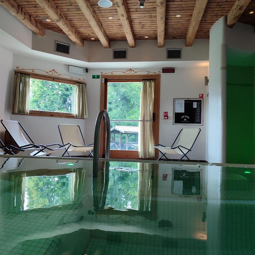 Albergo Villa Cristina Folgaria Buitenkant foto