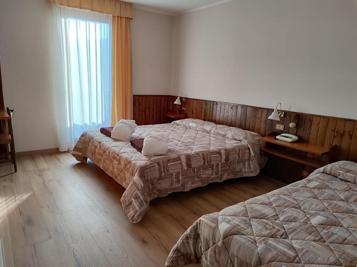 Albergo Villa Cristina Folgaria Buitenkant foto