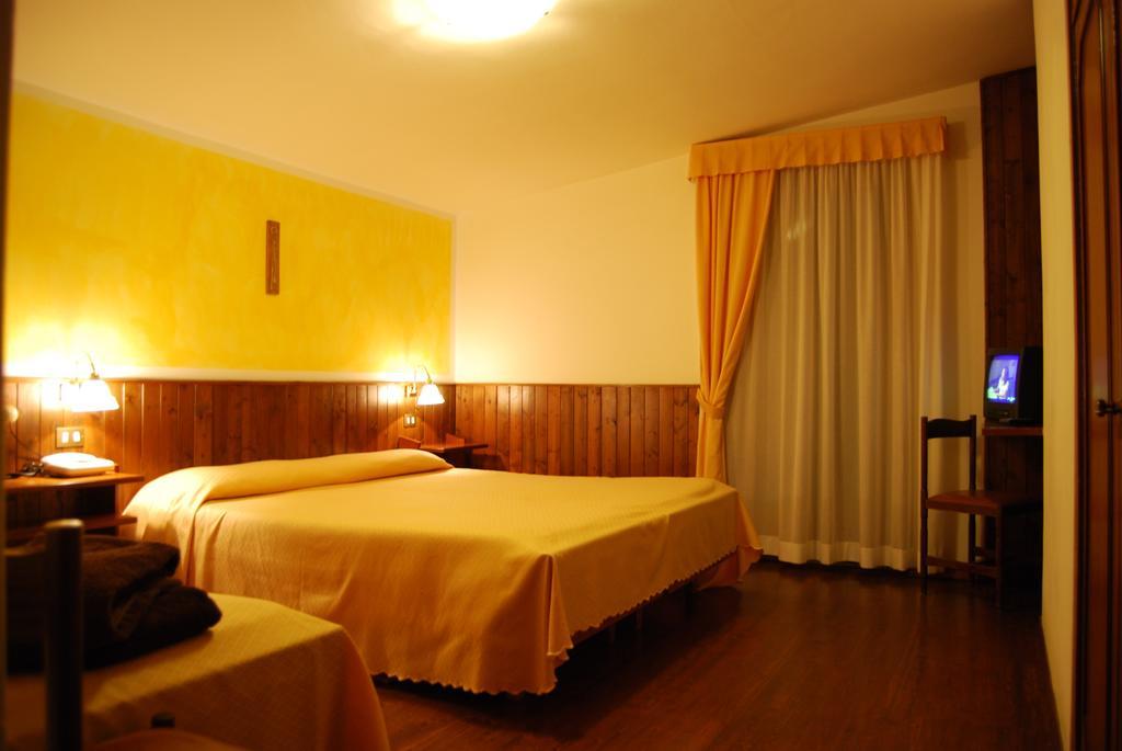 Albergo Villa Cristina Folgaria Kamer foto